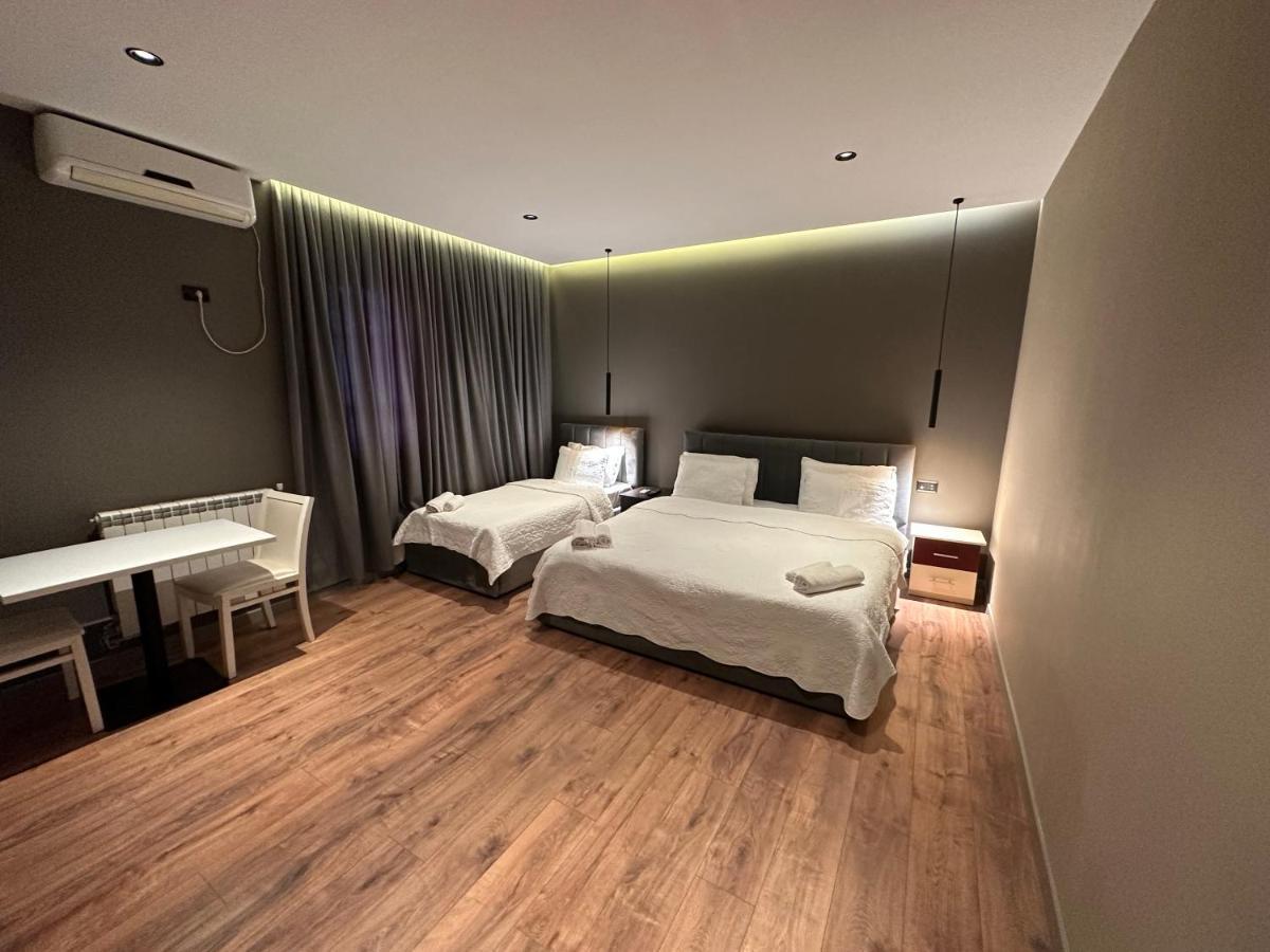 Hotel Gjallica Kukes Ngoại thất bức ảnh
